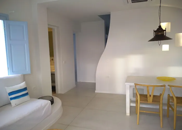 Sol-mate 3* Oia (Santorini)