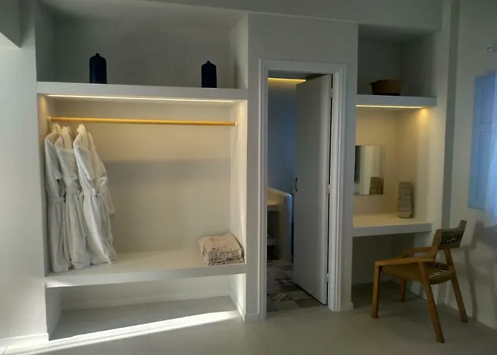 Sol-mate Oia (Santorini)